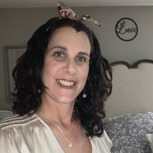 Meet your Posher, Rita